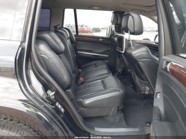 Mercedes-Benz GL 550 * 4MATIC* КОЖА* ПОДГРЕВ* ПАНОРАМА* TV* FULL* , снимка 7 - Автомобили и джипове - 54441287