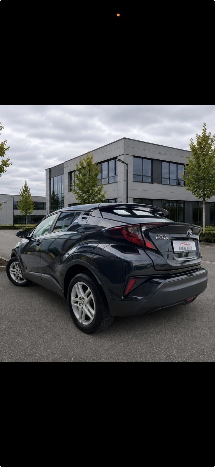 Toyota C-HR * В ГАРАНЦИЯ от TOYOTA * 1.8 HYBRID 122k.c., снимка 4 - Автомобили и джипове - 55211935