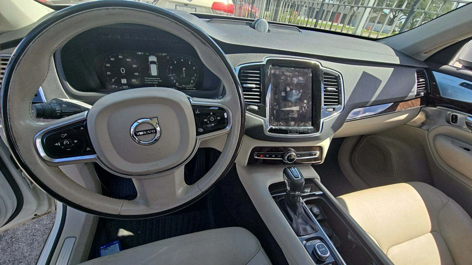 Volvo Xc90 Momentum 7-Passenger* ПОДГРЕВ* KEYLESS - изображение 5