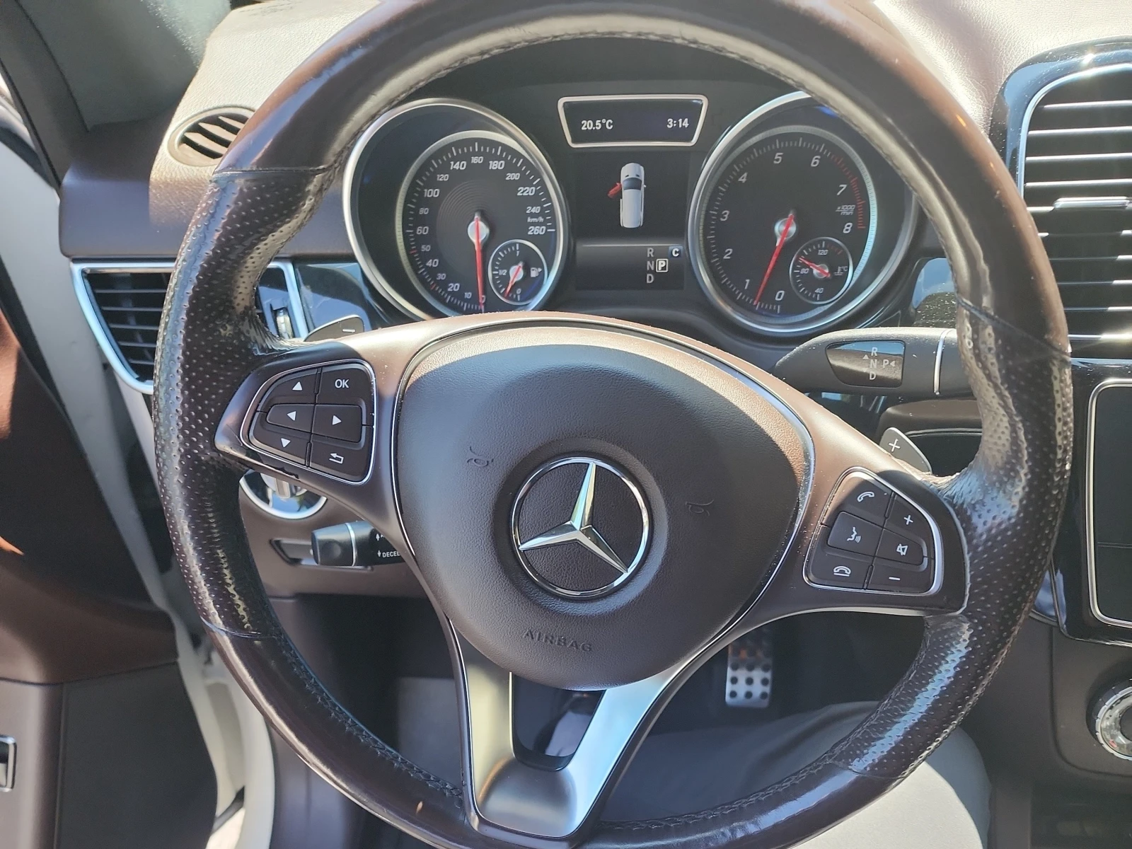 Mercedes-Benz GLE 400 * ЦЕНА ДО БЪЛГАРИЯ* (CARFAX) - изображение 6