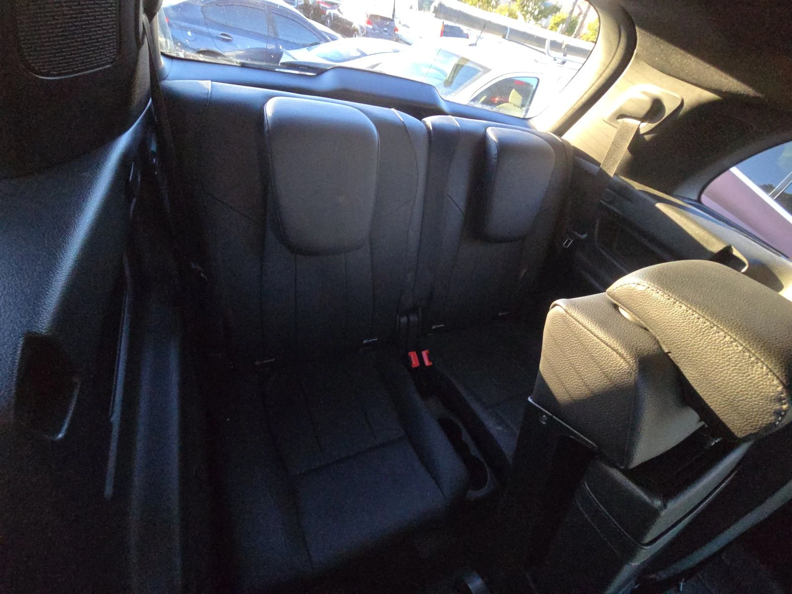 Mercedes-Benz GLB FULL DIGITAL/PANO/KEYLESS/LANE ASSIST | Mobile.bg   15