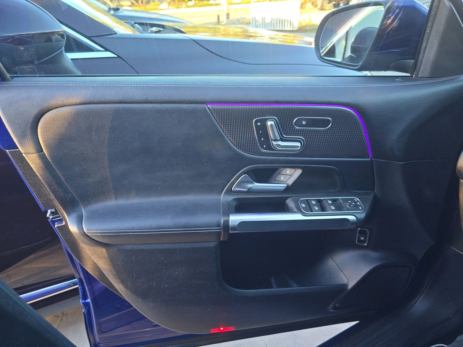 Mercedes-Benz GLB FULL DIGITAL/PANO/KEYLESS/LANE ASSIST - изображение 8