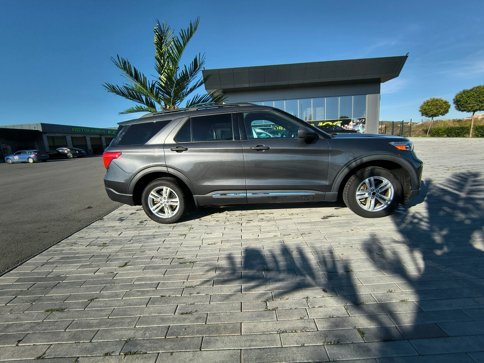 Ford Explorer XLT - изображение 4