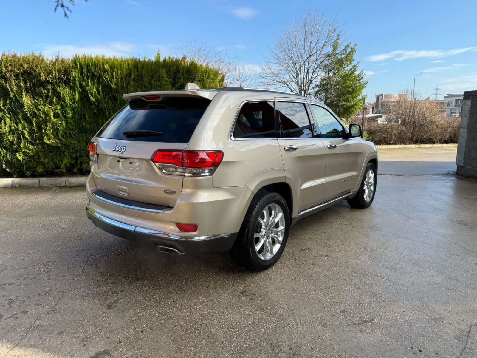 Jeep Grand cherokee Summit 5.7, снимка 5 - Автомобили и джипове - 53224914