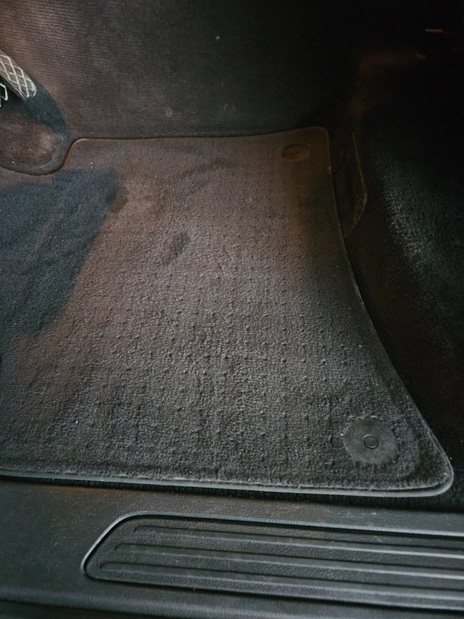 VW Touareg, снимка 15 - Автомобили и джипове - 53511072