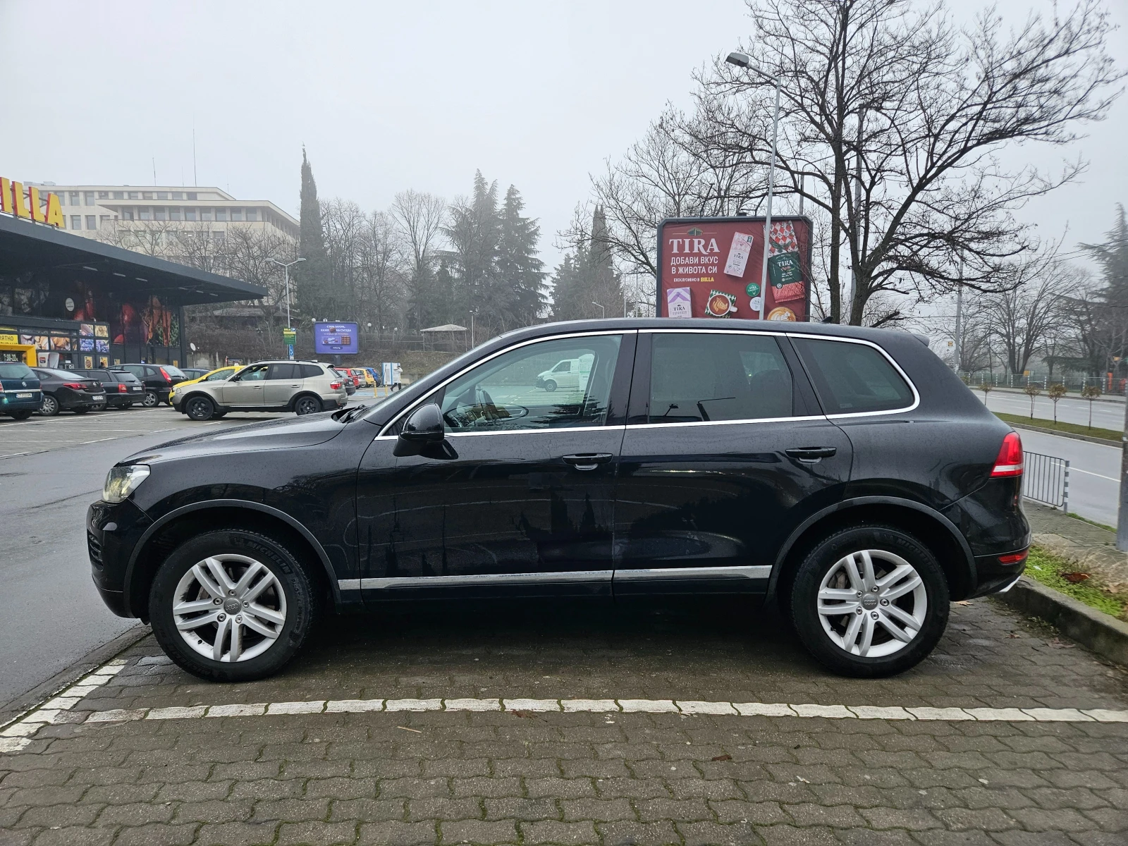 VW Touareg, снимка 6 - Автомобили и джипове - 53511072