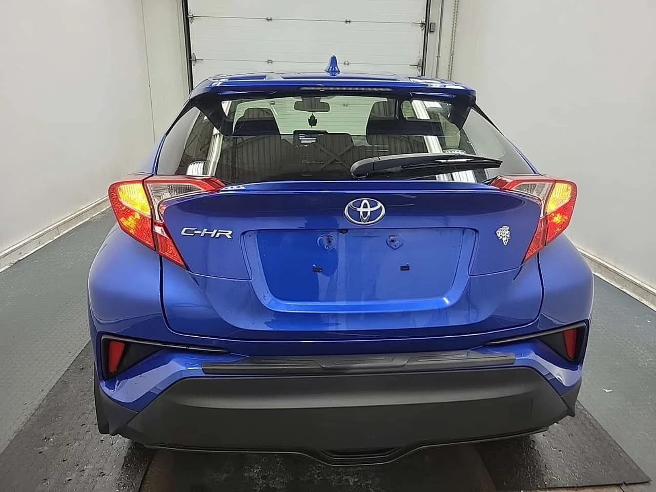 Toyota C-HR * FWD * CARFAX * ЦЕНА ДО БГ - изображение 4