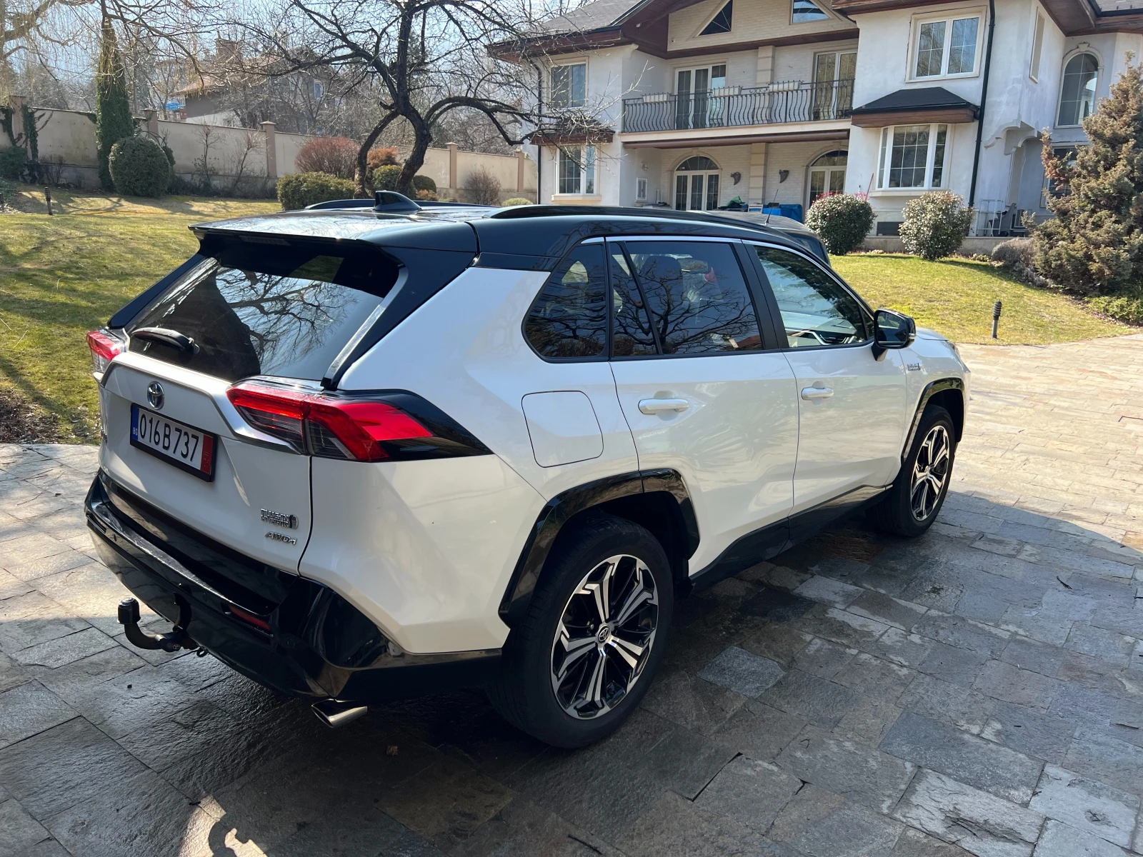 Toyota Rav4 PHEV STYLE - изображение 4