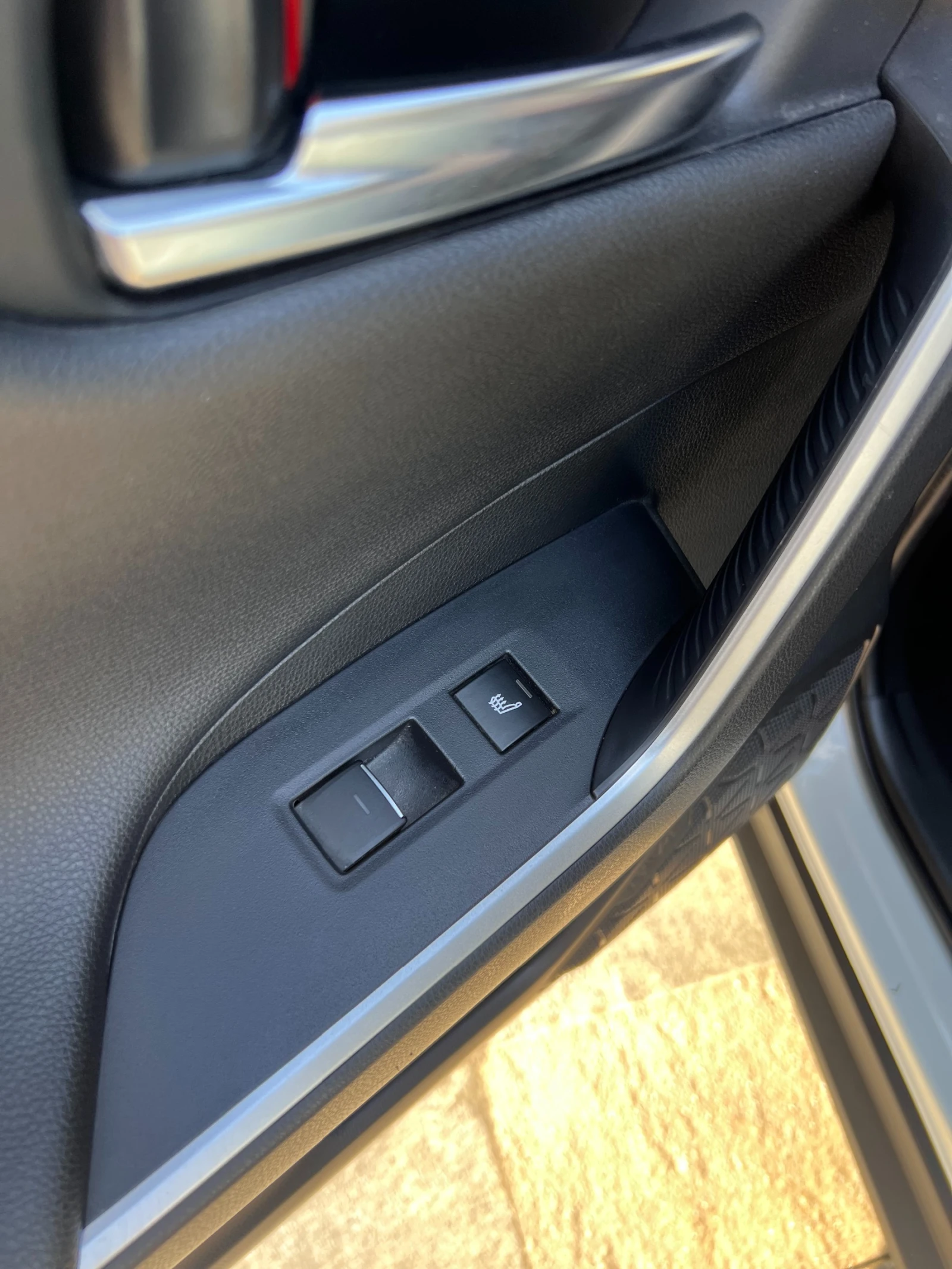 Toyota Rav4 PHEV STYLE, снимка 13 - Автомобили и джипове - 53749683