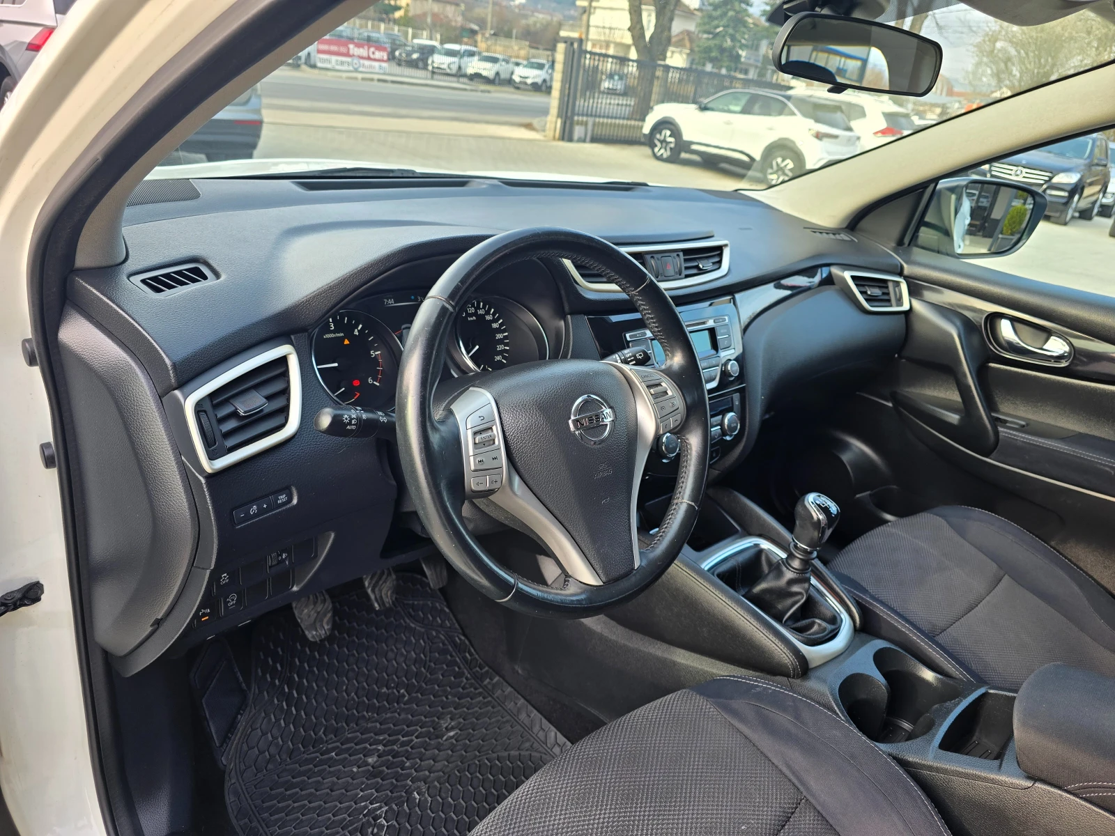 Nissan Qashqai 1.5DCI, 110�.�., 93000��. | Mobile.bg � ����������� 8