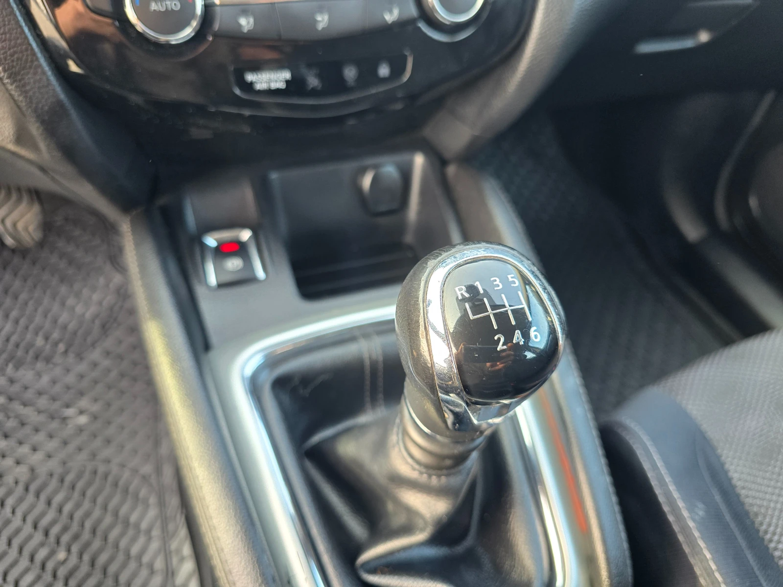 Nissan Qashqai 1.5DCI, 110�.�., 93000��. | Mobile.bg � ����������� 13