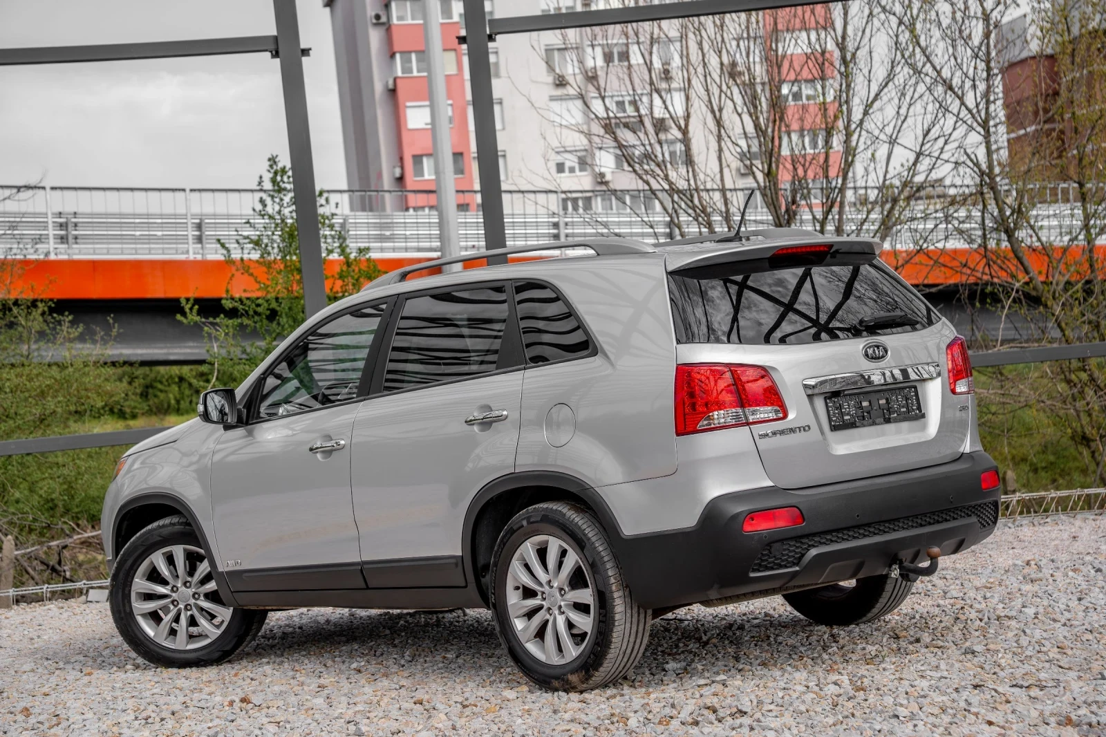 Kia Sorento 2.2 CRDI- AWD, снимка 4 - Автомобили и джипове - 54209583