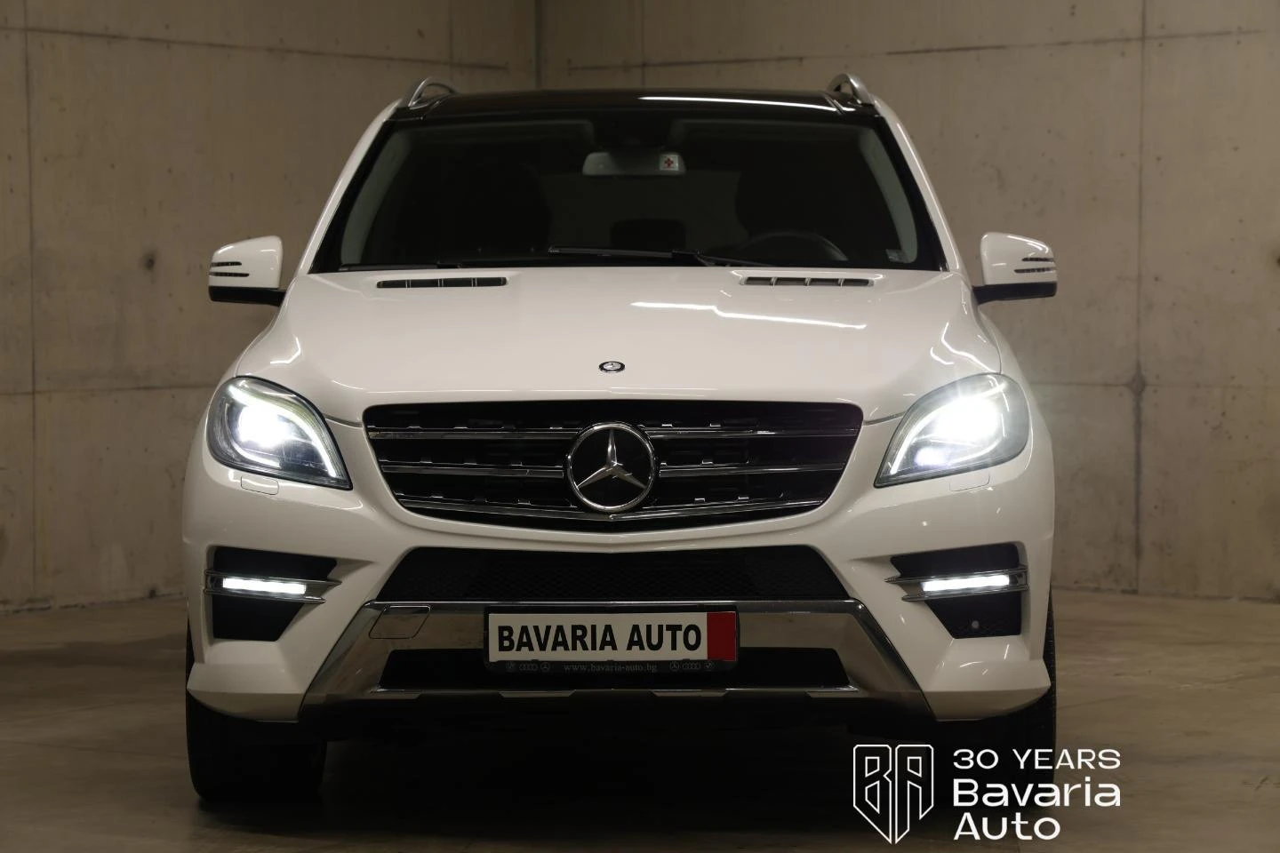 Mercedes-Benz ML 350 d 4-MATIC AMG Paket, снимка 4 - Автомобили и джипове - 54309796
