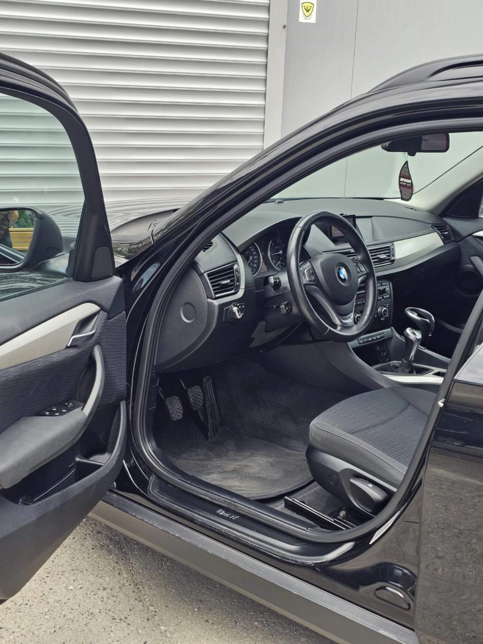 BMW X1, снимка 7 - Автомобили и джипове - 54684029