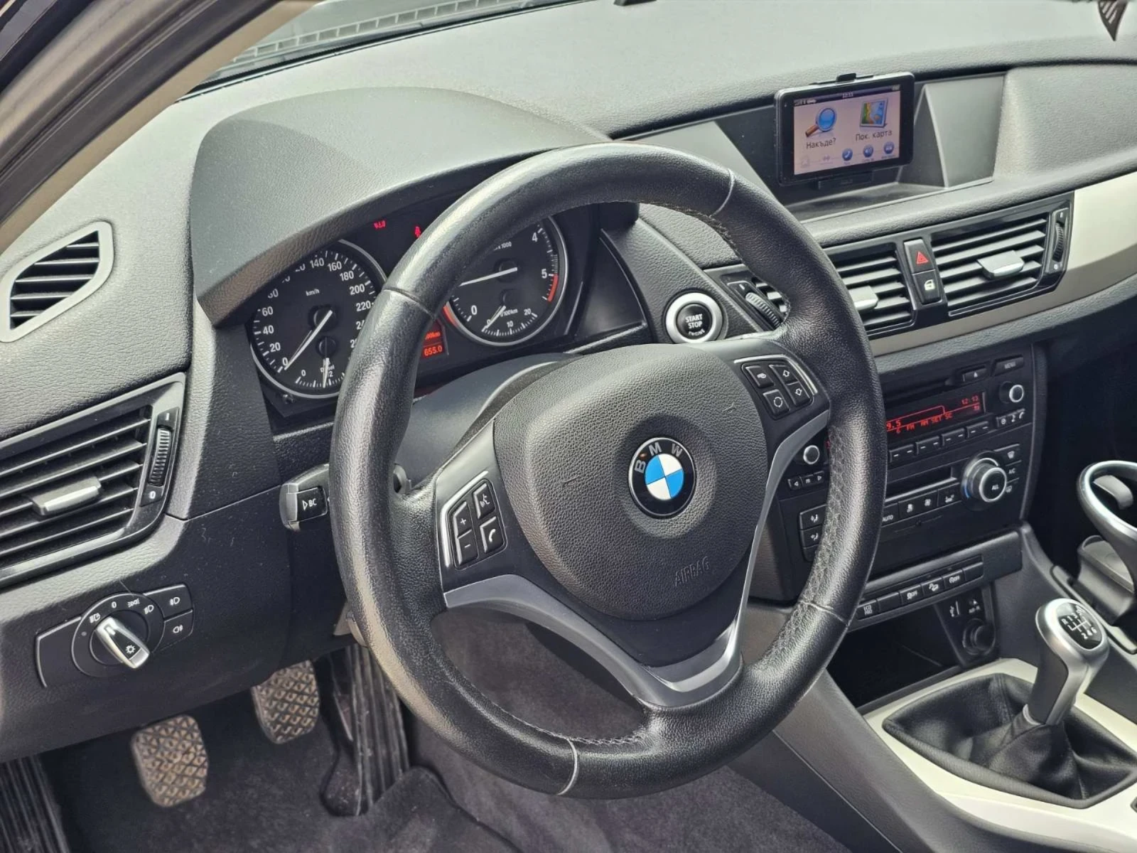 BMW X1, снимка 4 - Автомобили и джипове - 54684029