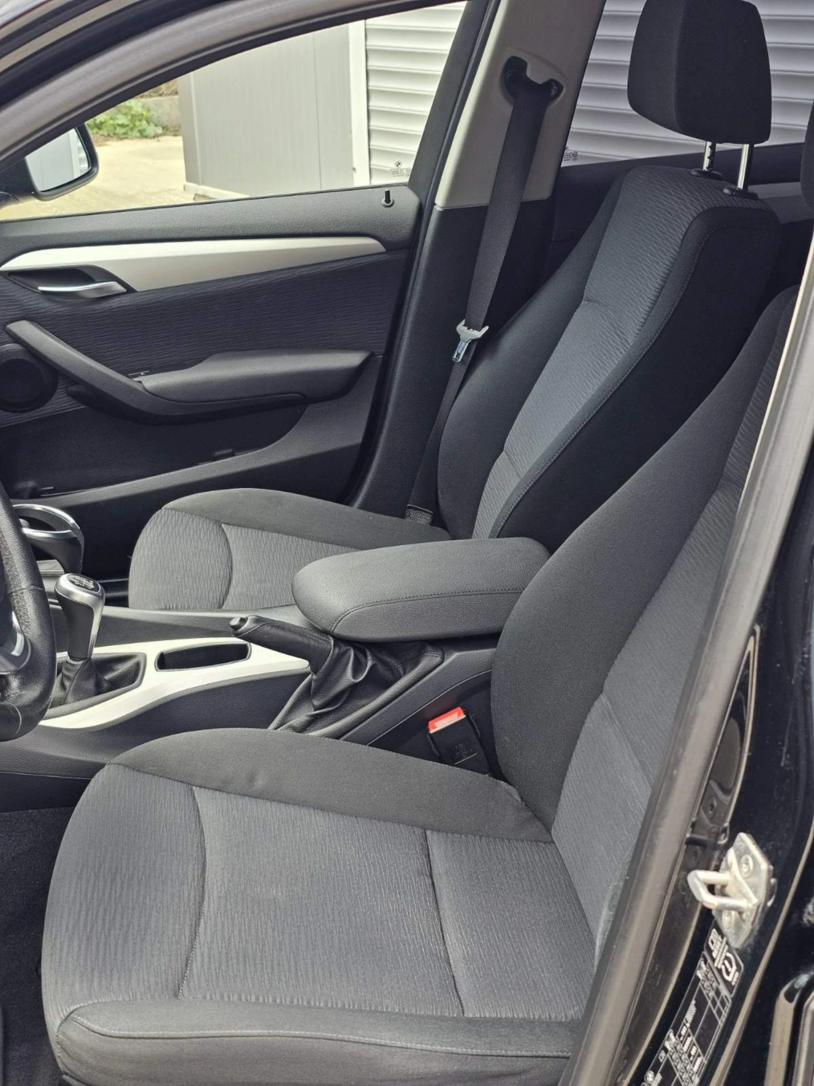 BMW X1, снимка 6 - Автомобили и джипове - 54684029