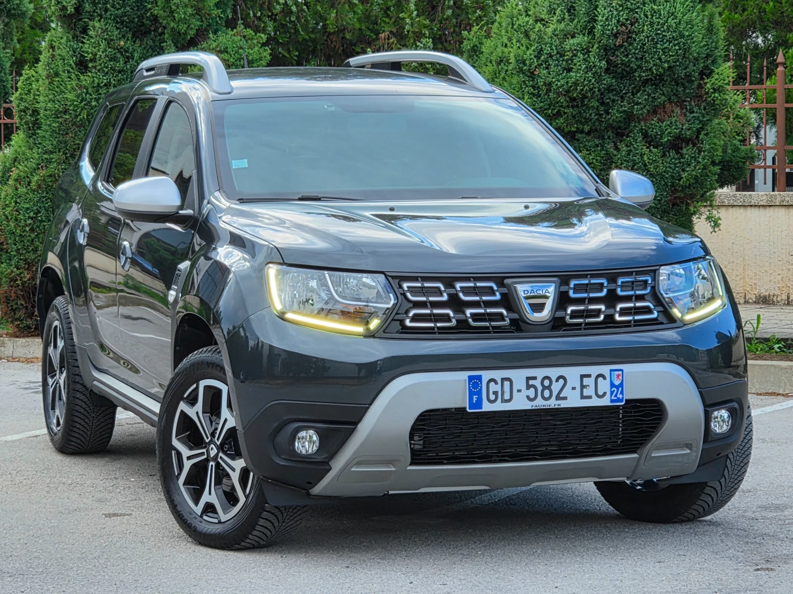 Dacia Duster 1.5dCi 116hp * КАМЕРА * НАВИ * 4х4 * 67000 км!! * 