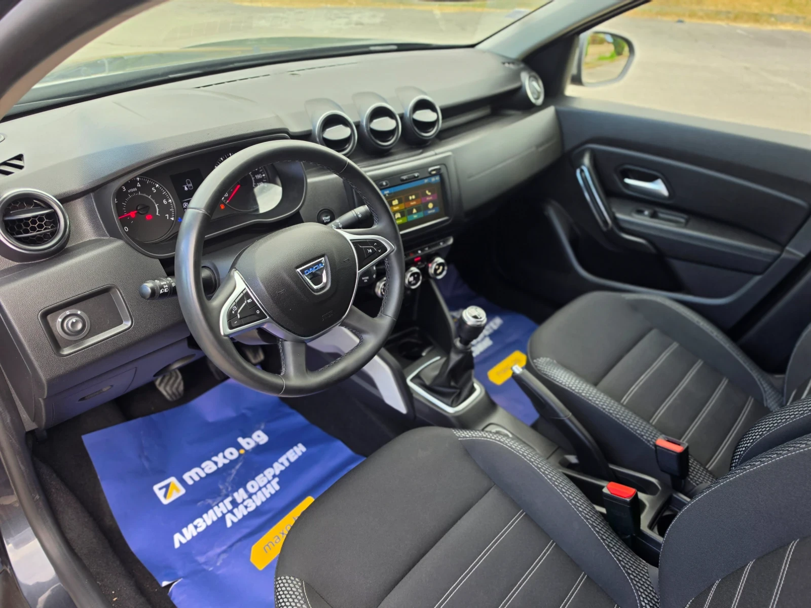 Dacia Duster 1.5dCi 116hp * КАМЕРА * НАВИ * 4х4 * 67000 км!! * , снимка 11 - Автомобили и джипове - 54921210