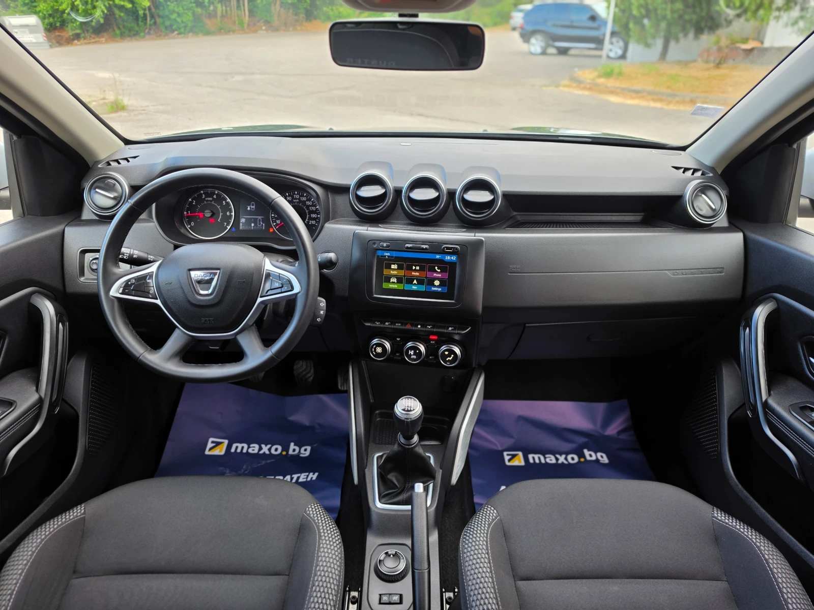 Dacia Duster 1.5dCi 116hp * КАМЕРА * НАВИ * 4х4 * 67000 км!! * , снимка 16 - Автомобили и джипове - 54921210
