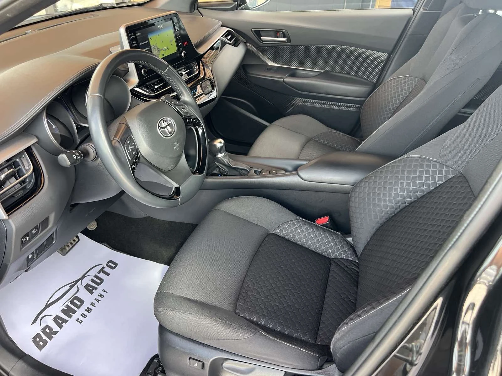 Toyota C-HR * В ГАРАНЦИЯ от TOYOTA * 1.8 HYBRID 122k.c., снимка 7 - Автомобили и джипове - 55211935
