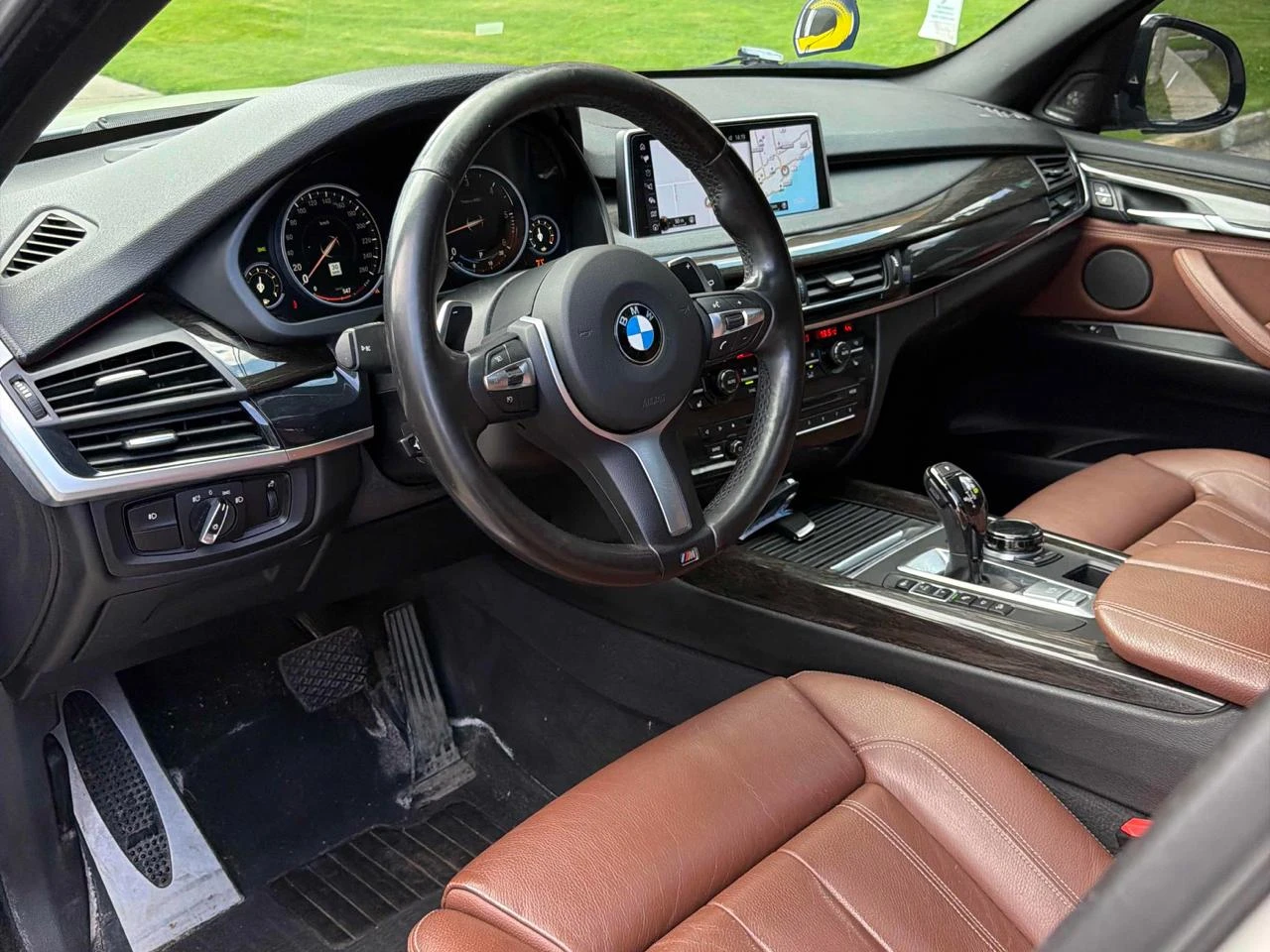 BMW X5 3.5d* 360* H&K* Вакум* HUD* Carplay* M pack* Пано, снимка 8 - Автомобили и джипове - 55844151