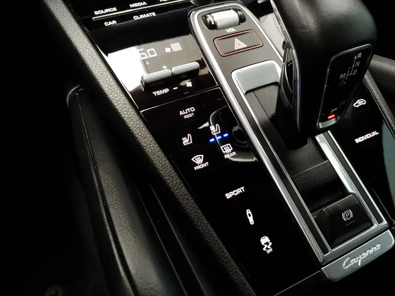 Porsche Cayenne S 2.9L AWD  SUNROOF | NAV | BOSE | HTD SEATS | HUD | Mobile.bg � ����������� 13