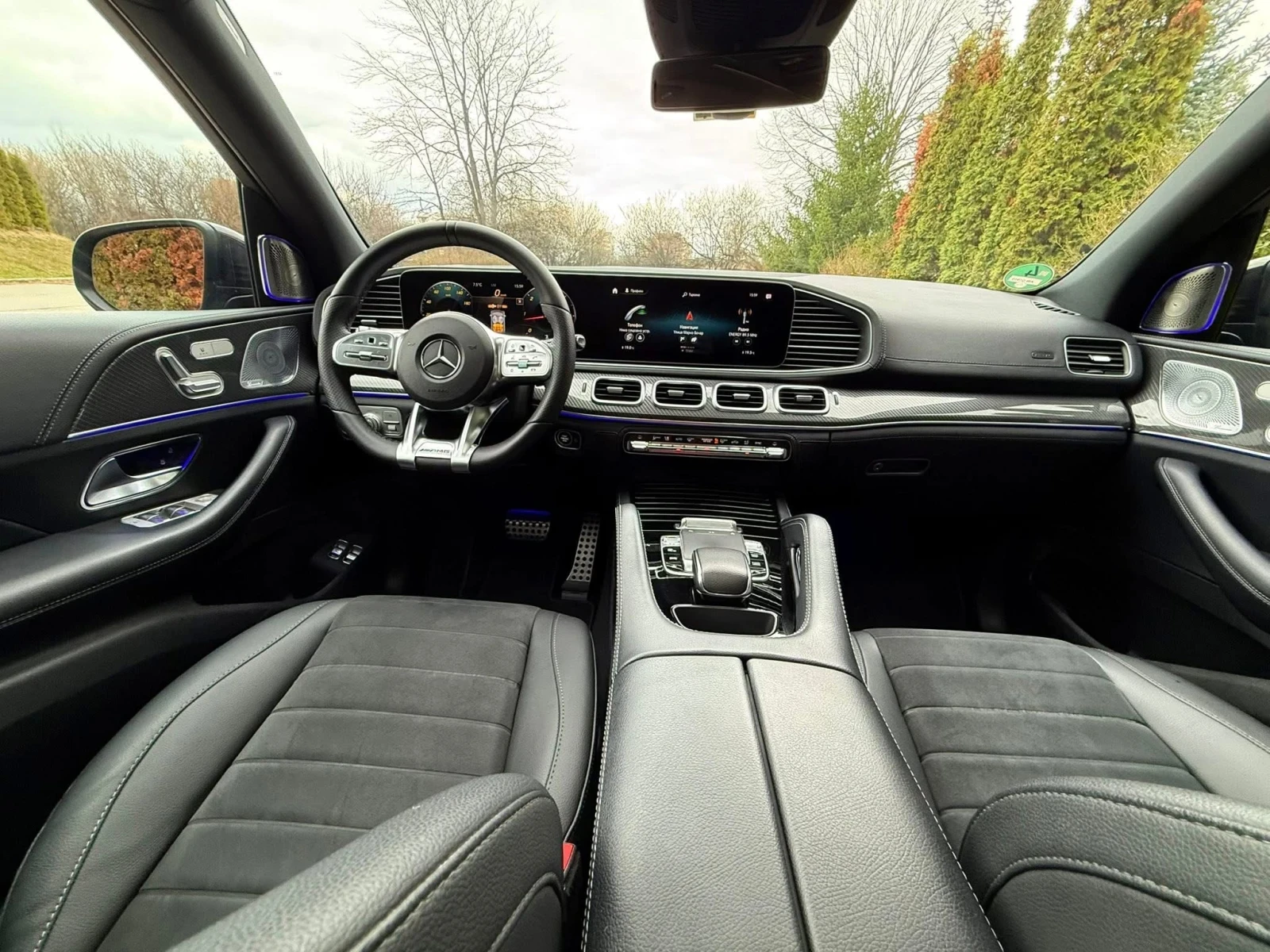 Mercedes-Benz GLE 400 d AMG/Burmaster 3D/Panorama/22 /Distronic, снимка 7 - Автомобили и джипове - 56201867