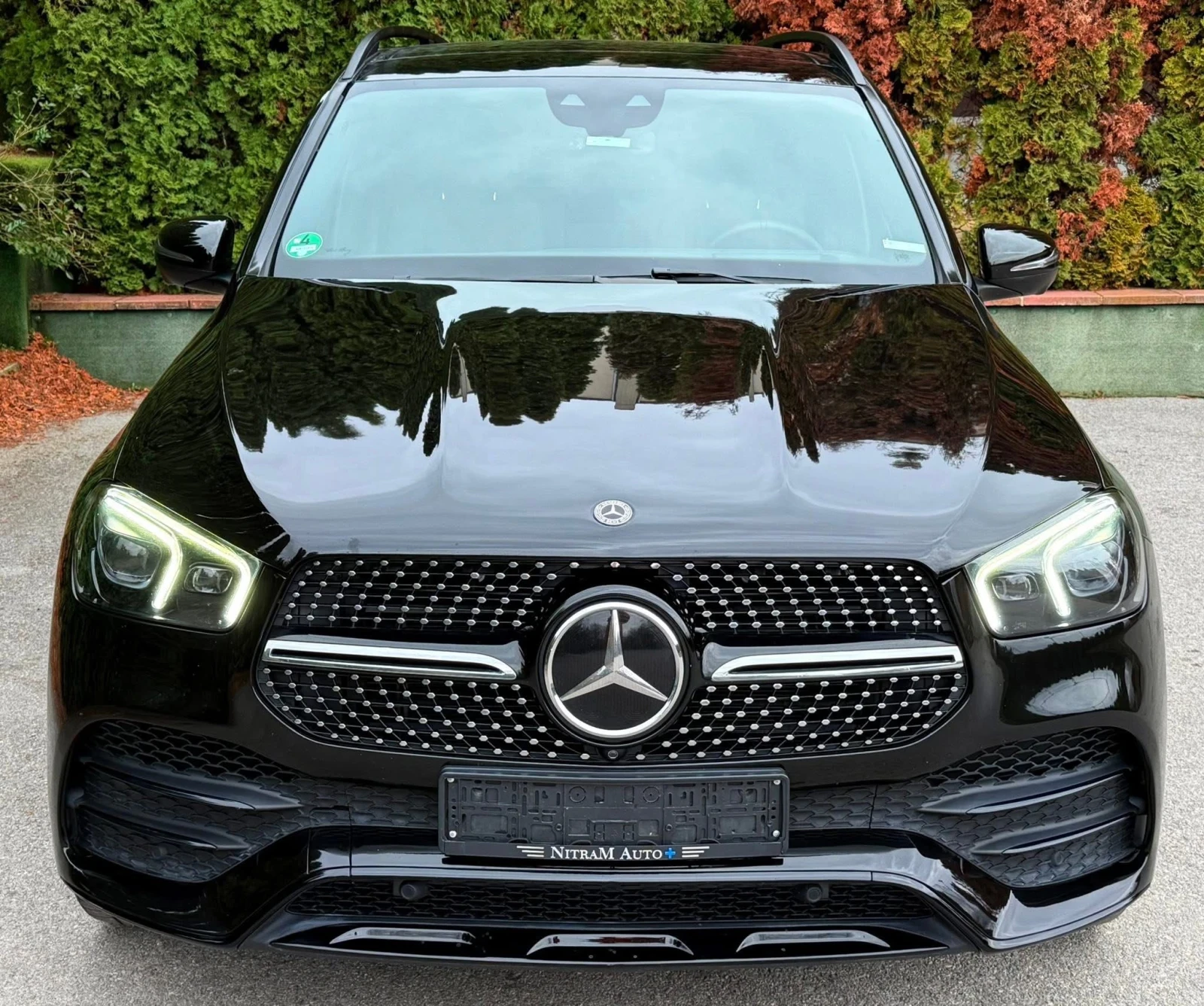 Mercedes-Benz GLE 400 d AMG/Burmaster 3D/Panorama/22 /Distronic, снимка 2 - Автомобили и джипове - 56201867