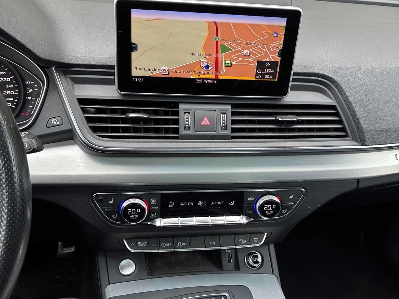 Audi Q5 * Progressiv * CARFAX* АВТОКРЕДИТ* , снимка 9 - Автомобили и джипове - 56274262