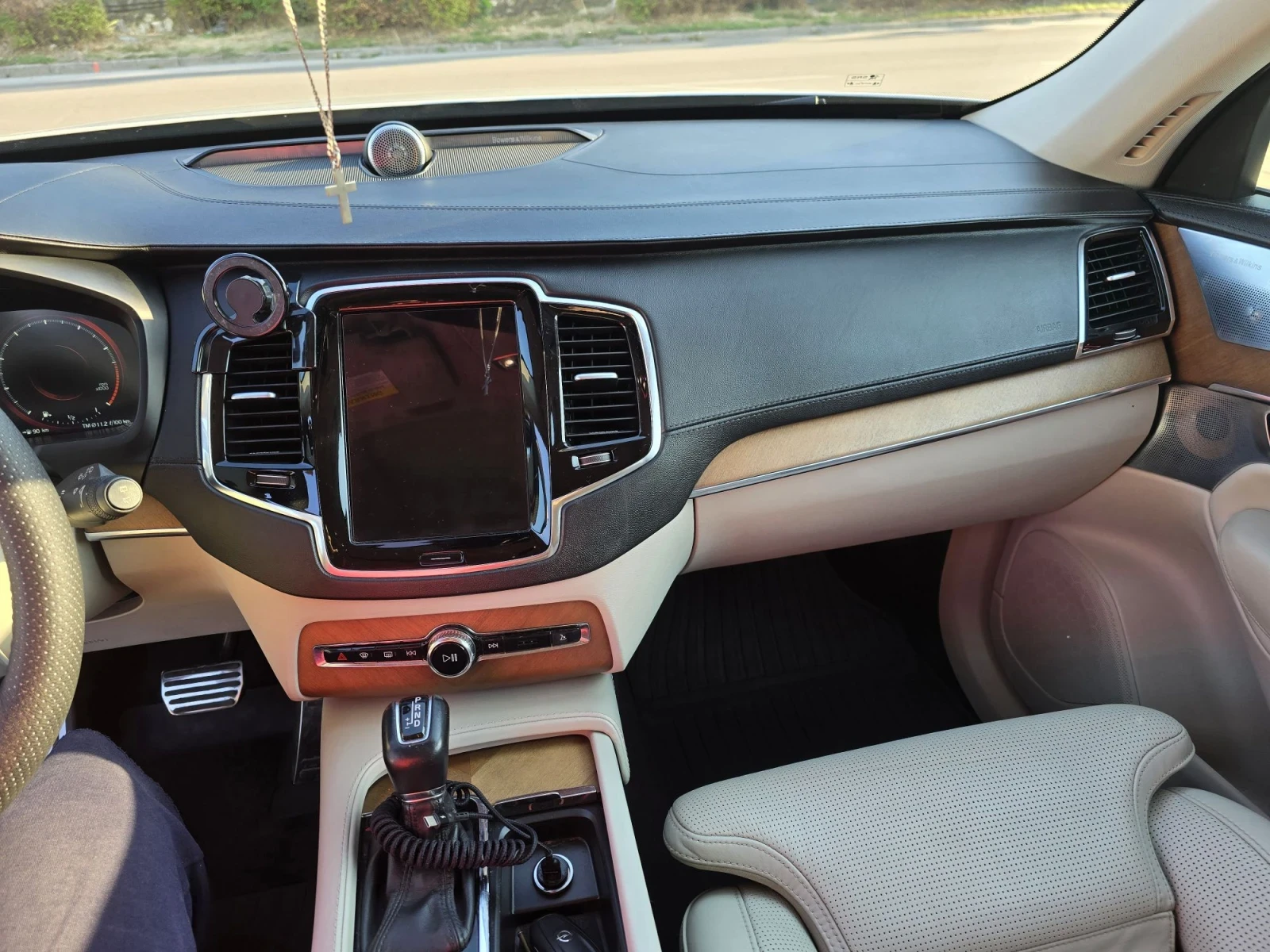 Volvo Xc90 inscription, снимка 17 - Автомобили и джипове - 56406461