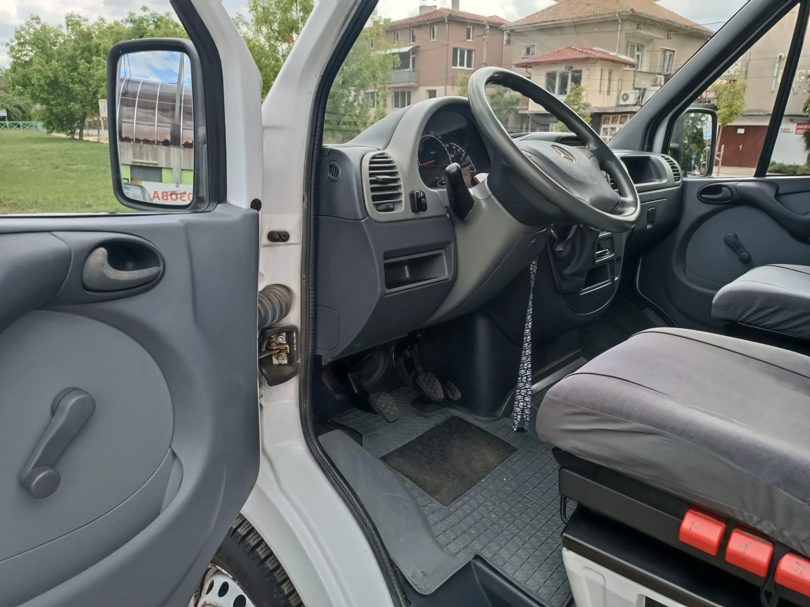 Mercedes-Benz Sprinter 216 Нов внос  - изображение 9