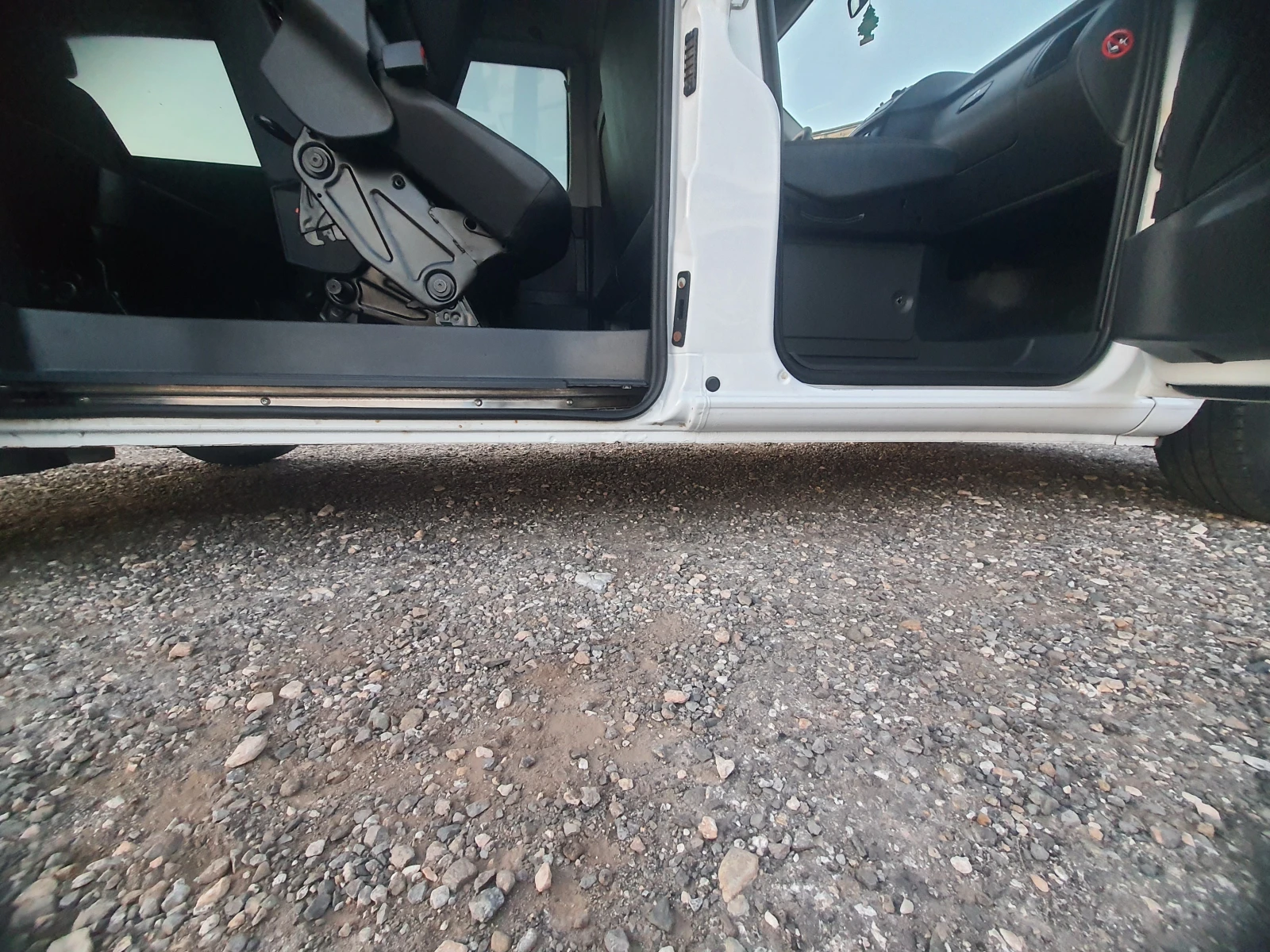 Mercedes-Benz Vito 113CDi-9-Местен-КЛИМАТИК, снимка 15 - Бусове и автобуси - 53854115