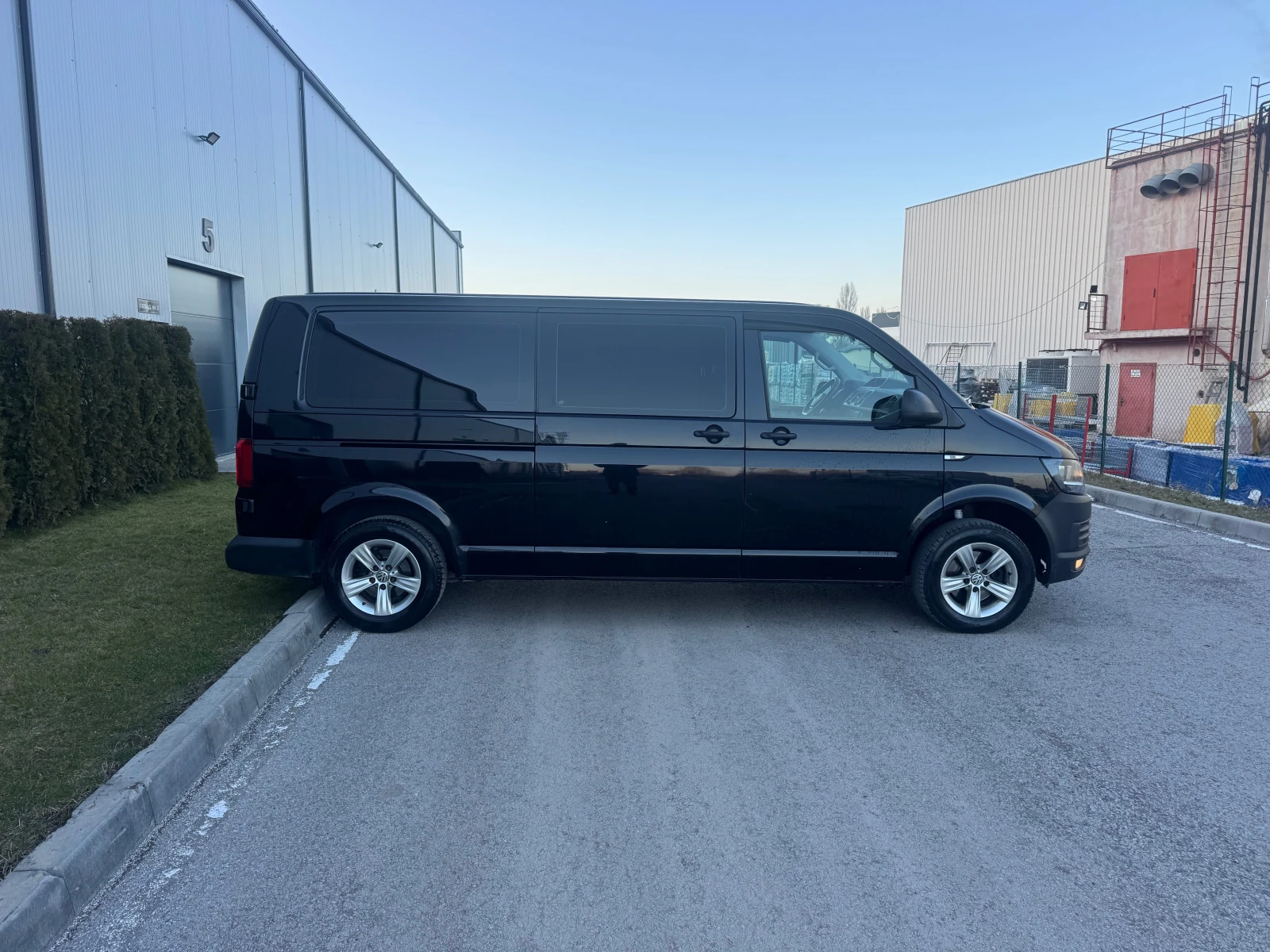 VW T6 2.0tdi 150 LONG, снимка 8 - Бусове и автобуси - 54684415