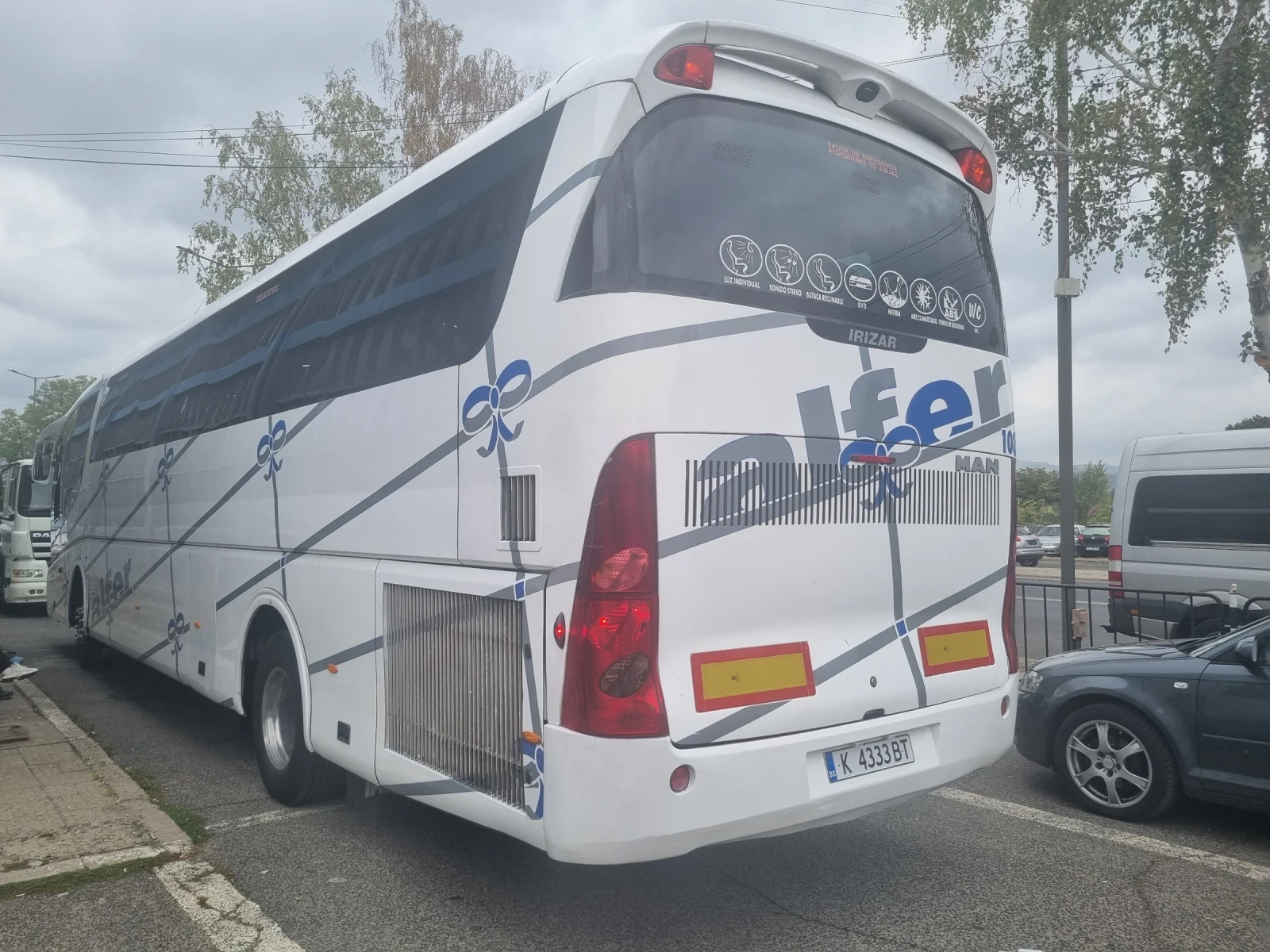 Man Omnibus M3 IRIZAR  58места, снимка 2 - Бусове и автобуси - 55092492