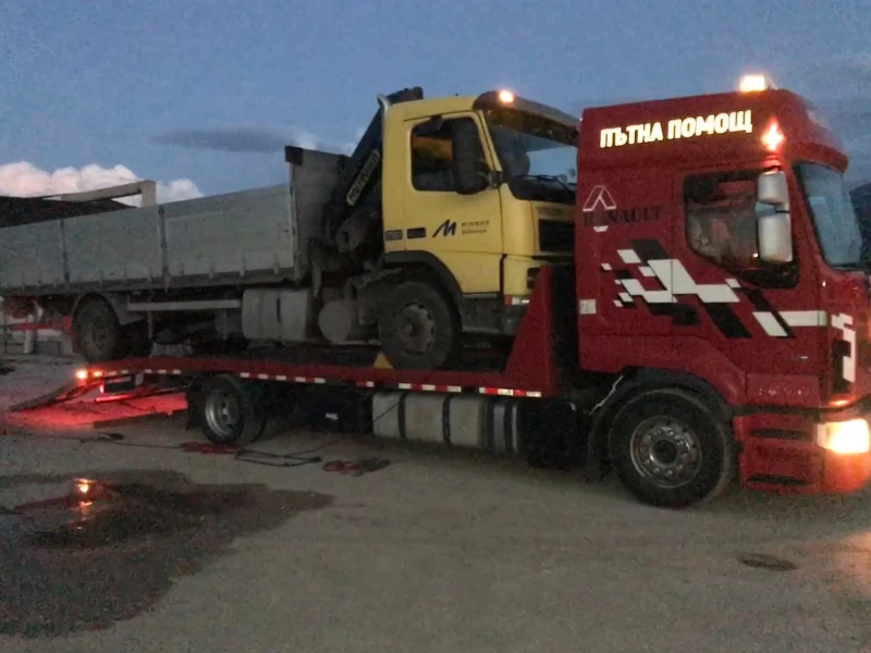 Renault Premium, снимка 2 - Камиони - 50744604