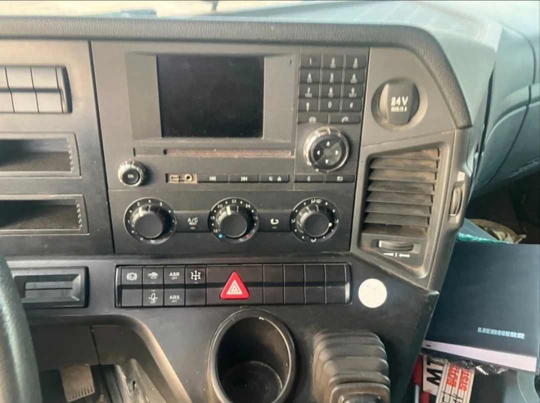 Mercedes-Benz Arocs, снимка 6 - Камиони - 56171902