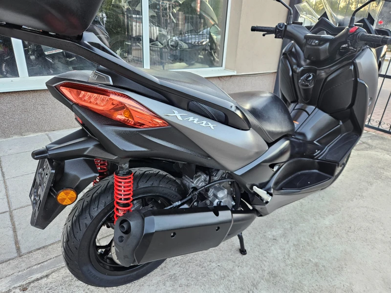 Yamaha X-max 300ie, ABS-TCS, Led, 2017г., снимка 12 - Мотоциклети и мототехника - 46891426