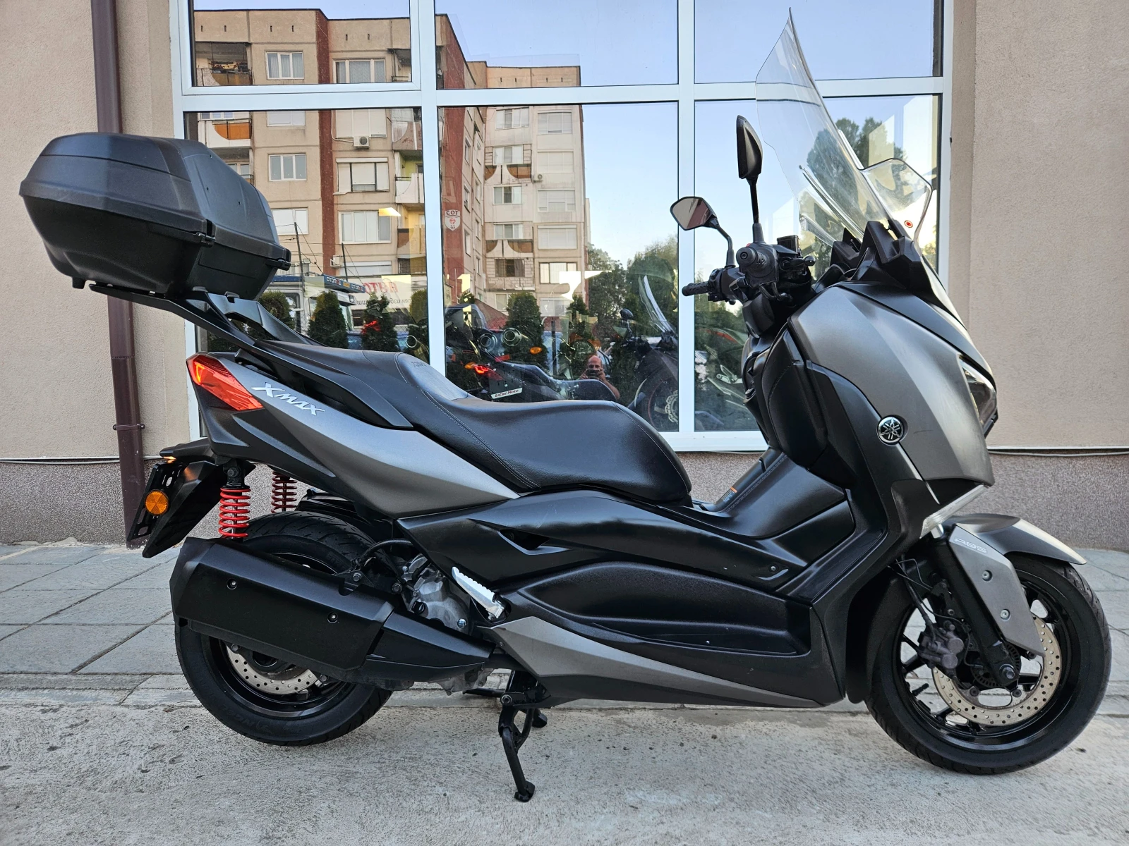 Yamaha X-max 300ie, ABS-TCS, Led, 2017г. - изображение 3