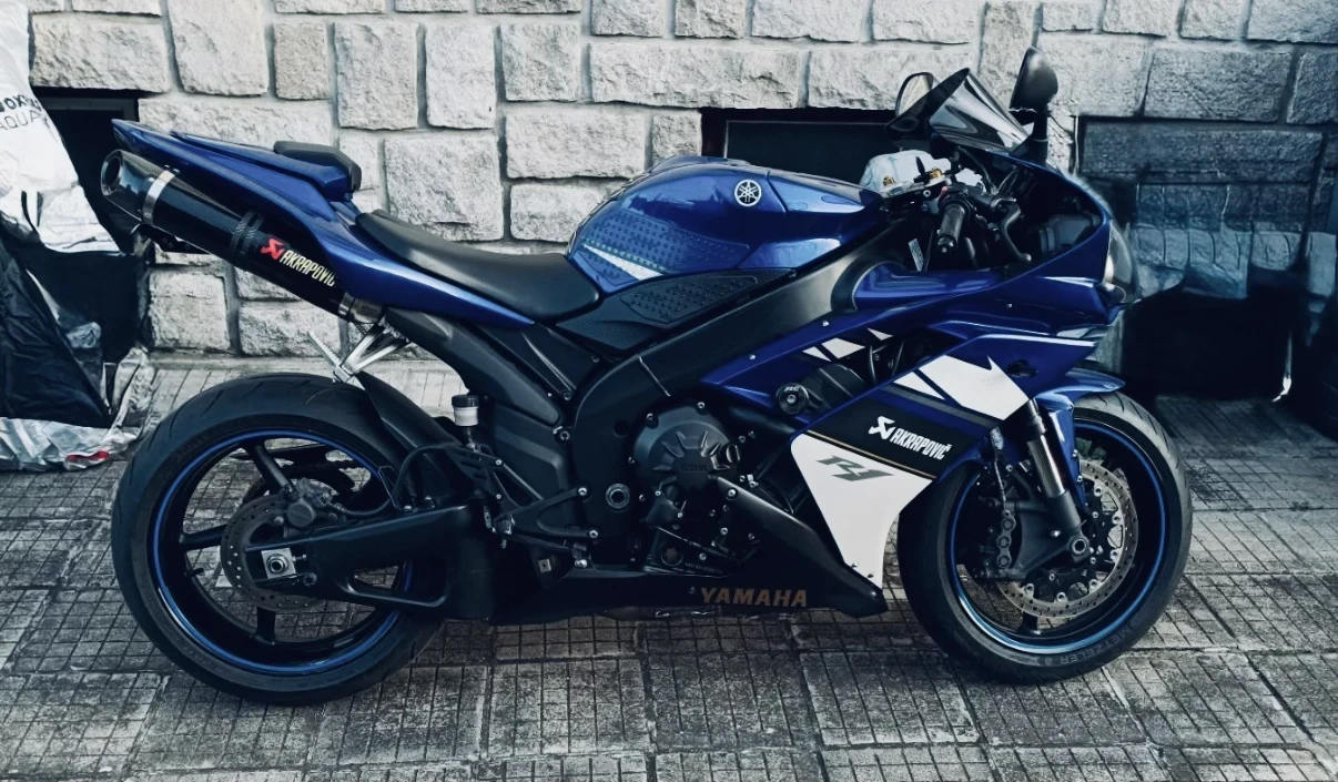 Yamaha YZF-R1