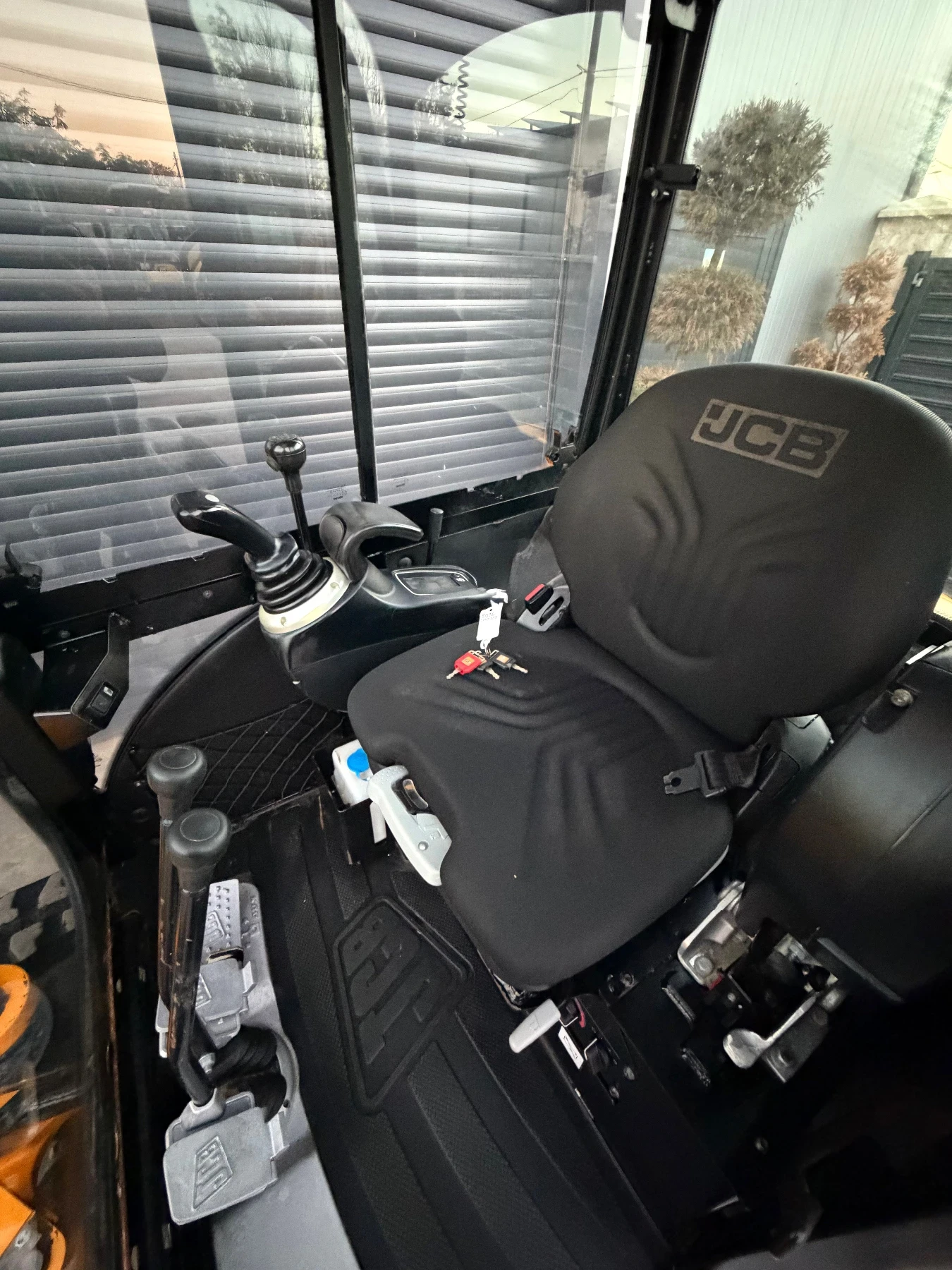 Багер JCB 8026 2.9т. 2023г., снимка 9 - Индустриална техника - 56646334