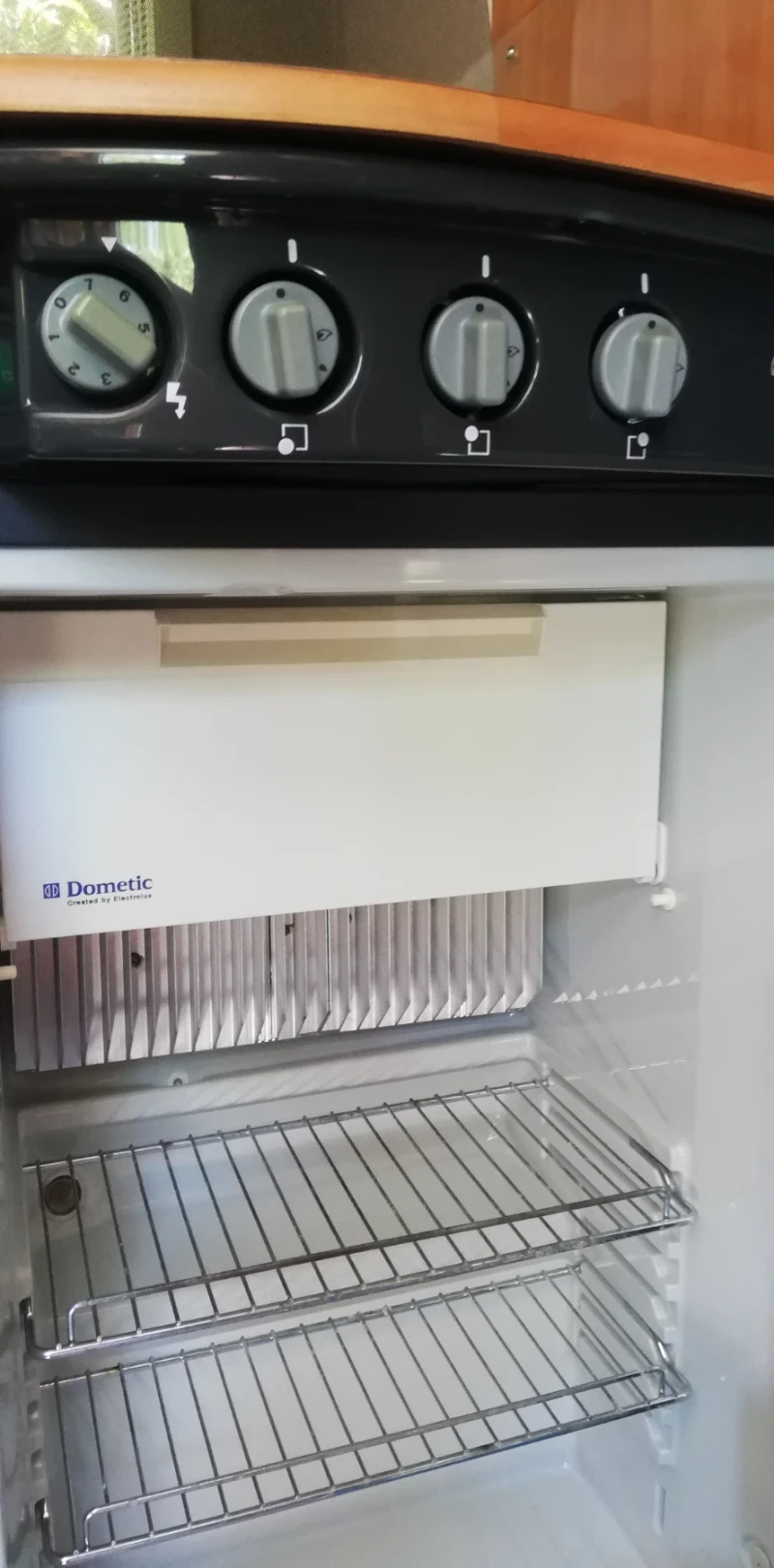 Каравана Dethleffs EN 5, снимка 6 - Каравани и кемпери - 52166894