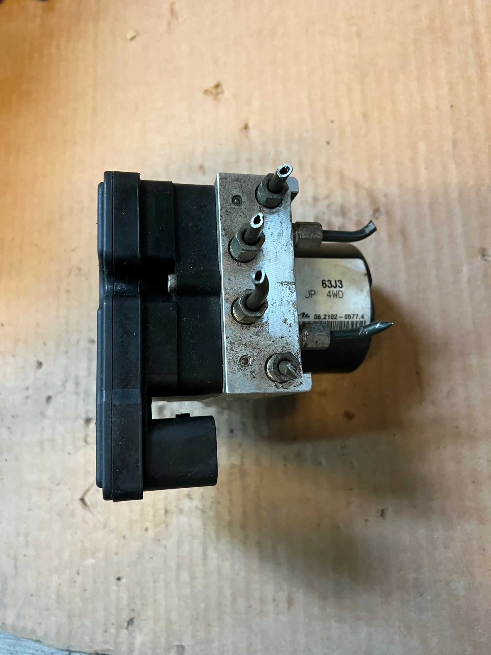 63J3 4WD Ate 06.2102-0577.4 ABS ����� SUZUKI SWIFT 4WD 06.2109-0813.3 | Mobile.bg � ����������� 3