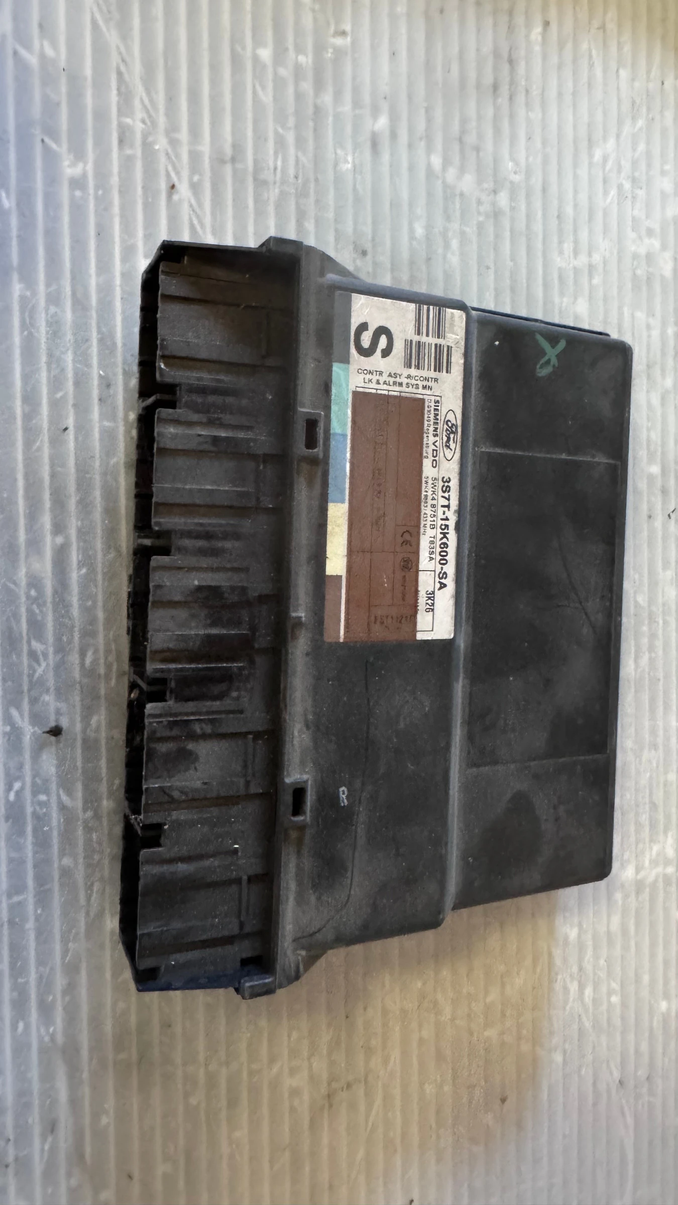   a Ford Mondeo - 3S7T-15K600-SA  | Mobile.bg   1