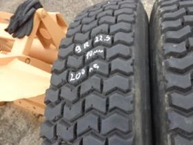 Гуми, снимка 5