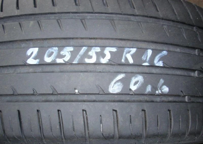 Гуми Летни 205/55R16, снимка 1 - Гуми и джанти - 5251887