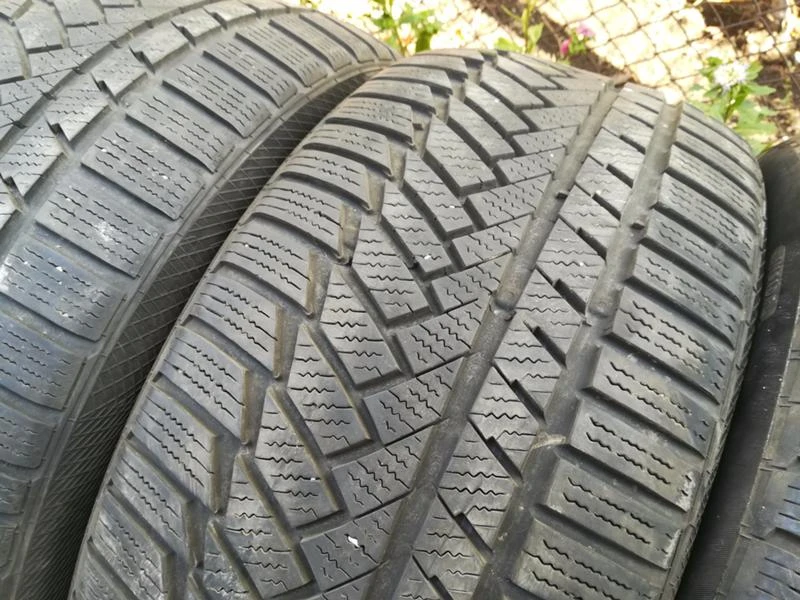 Гуми Летни 245/40R18, снимка 8 - Гуми и джанти - 19450686