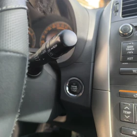 Toyota Auris 1.6 кубика, снимка 10