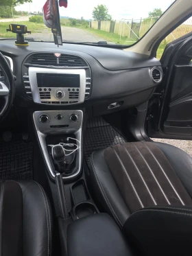 Lancia Delta Хечбек, снимка 8