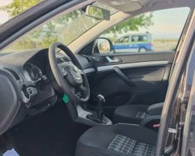 Skoda Octavia 1.6 105 К.С. ДИЗЕЛ! КОМБИ! , снимка 8