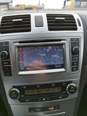 Toyota Avensis 2.0vvti , снимка 10